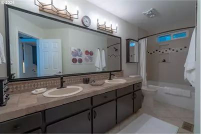 1876 Palisades Lake Ct, Lake Oswego, OR 97034 - Photo 24
