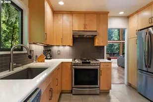 2750 SW 89th Ave, Portland, OR 97225 - Photo 10