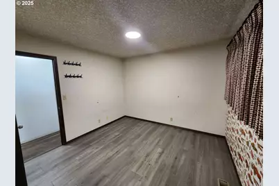 830 E Pine Ave, Hermiston, OR 97838 - Photo 18
