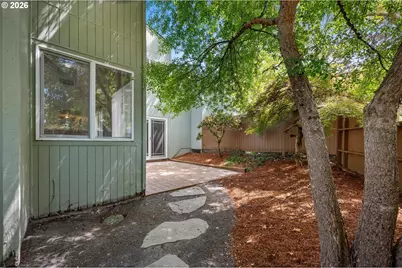 1653 NW Rolling Hill Dr, Beaverton, OR 97006 - Photo 28