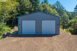 28241 Hunter Creek Heights, Gold Beach, OR 97444 - Photo 32