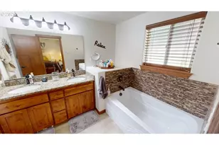 28241 Hunter Creek Heights, Gold Beach, OR 97444 - Photo 20
