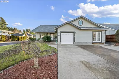 1635 Fairview Pl, Cottage Grove, OR 97424 - Photo 1