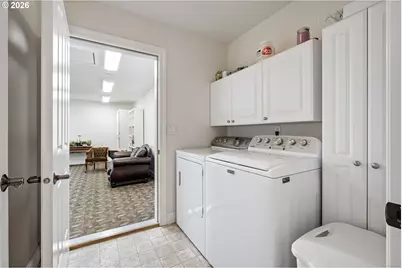 1635 Fairview Pl, Cottage Grove, OR 97424 - Photo 24