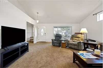 1635 Fairview Pl, Cottage Grove, OR 97424 - Photo 6