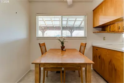 2427 Polk St, Eugene, OR 97405 - Photo 22