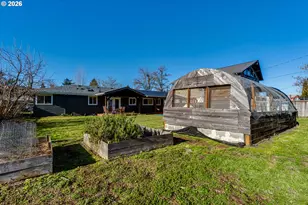 2427 Polk St, Eugene, OR 97405 - Photo 42