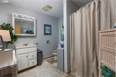 2151 NW Inlet Ave, Lincoln City, OR 97367 - Photo 36
