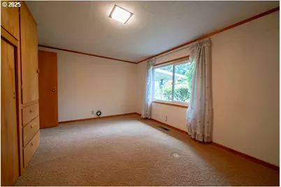 628 13th St, Lyons, OR 97358 - Photo 14