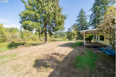628 13th St, Lyons, OR 97358 - Photo 24