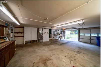 628 13th St, Lyons, OR 97358 - Photo 22