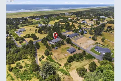 89989 Manion Dr, Warrenton, OR 97146 - Photo 2