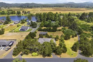 89989 Manion Dr, Warrenton, OR 97146 - Photo 6