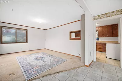 788 SW Cherry St, Dallas, OR 97338 - Photo 4