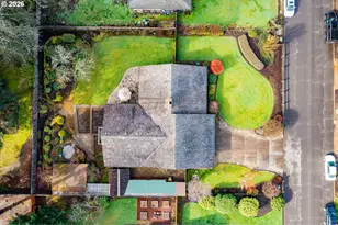 18690 SW Alderwood Dr, Beaverton, OR 97003 - Photo 42