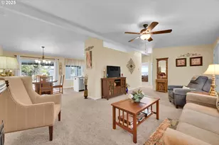 4055 Royal Ave, Eugene, OR 97402 - Photo 10