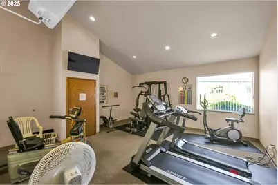 4055 Royal Ave #150, Eugene, OR 97402 - Photo 38