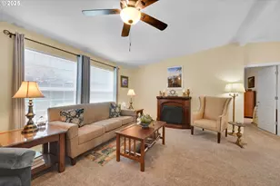 4055 Royal Ave, Eugene, OR 97402 - Photo 8