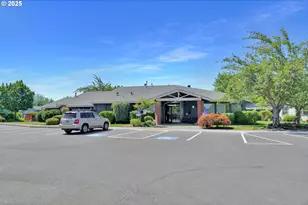 4055 Royal Ave, Eugene, OR 97402 - Photo 34