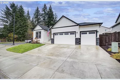 2421 NE 1st Ave, Battle Ground, WA 98604 - Photo 1