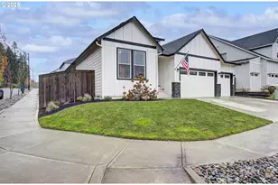 2421 NE 1st Ave, Battle Ground, WA 98604 - Photo 2