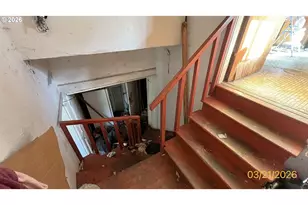 806 Railroad Ave, Myrtle Point, OR 97458 - Photo 8