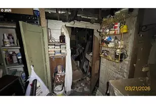 806 Railroad Ave, Myrtle Point, OR 97458 - Photo 22