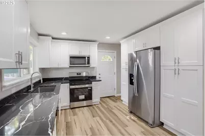4918 SE 128th Ave, Portland, OR 97236 - Photo 8