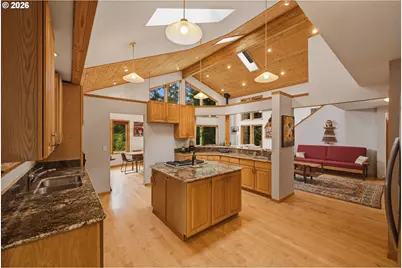 88600 Trout Pond Ln, Bandon, OR 97411 - Photo 8