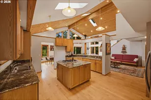 88600 Trout Pond Ln, Bandon, OR 97411 - Photo 8