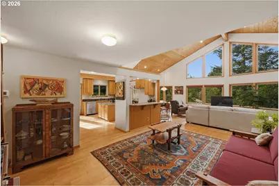 88600 Trout Pond Ln, Bandon, OR 97411 - Photo 4