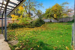 2260 Orr Ln, Eugene, OR 97405 - Photo 30