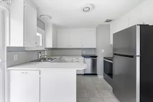 2260 Orr Ln, Eugene, OR 97405 - Photo 10