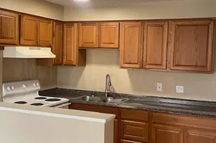 8636 NE Holladay St, Portland, OR 97220 - Photo 10