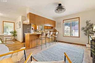 15045 NE Rose Pkwy, Portland, OR 97230 - Photo 16