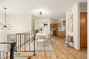 15045 NE Rose Pkwy, Portland, OR 97230 - Photo 10