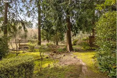 4760 Dogwood Dr, Lake Oswego, OR 97035 - Photo 36