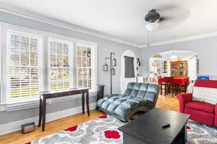 1564 Center St NE, Salem, OR 97301 - Photo 4