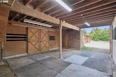 33670 McKenzie View Dr, Eugene, OR 97408 - Photo 24