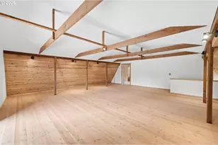 33670 McKenzie View Dr, Eugene, OR 97408 - Photo 24