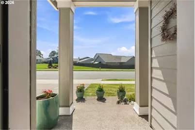 127 NE Hill Way, Estacada, OR 97023 - Photo 2