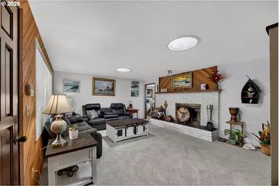 1605 Applewood Dr, Coos Bay, OR 97420 - Photo 12