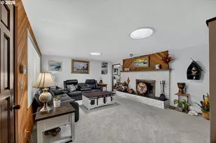 1605 Applewood Dr, Coos Bay, OR 97420 - Photo 12