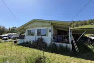 232 Marilyn St, Roseburg, OR 97470 - Photo 2