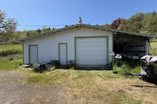 232 Marilyn St, Roseburg, OR 97470 - Photo 4
