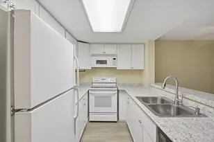 9842 SE Talbert St, Clackamas, OR 97015 - Photo 12