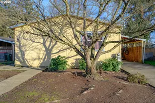 1282 E 3rd St, Lafayette, OR 97127 - Photo 2