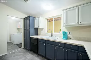 1282 E 3rd St, Lafayette, OR 97127 - Photo 14