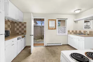 335 W Exeter St, Gladstone, OR 97027 - Photo 20