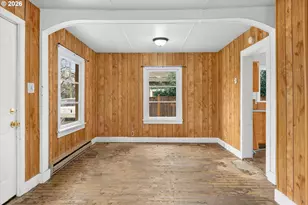 335 W Exeter St, Gladstone, OR 97027 - Photo 4